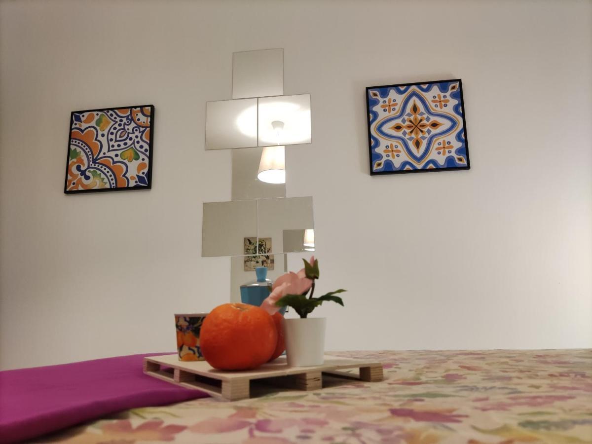 La Dimora Fiorita Apartment Catania Bagian luar foto